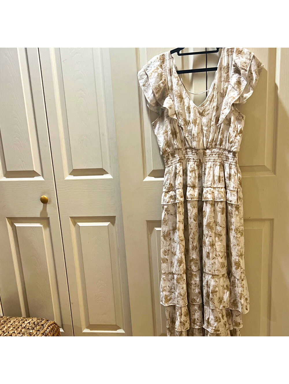 J. GEE Womens Ivory Beige Floral V-Neck Flutter Sleeve Smocked Maxi Dress